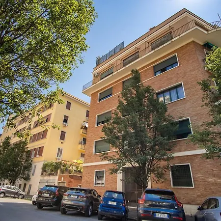 شقة Fresh House Colosseo *